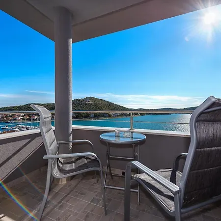 Apartamento Mirta Tisno