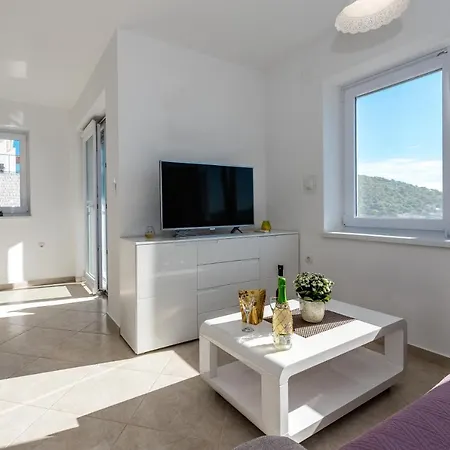 Apartamento Mirta *