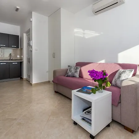 Mirta Apartamento Tisno
