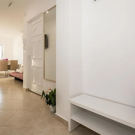 Apartamento Mirta