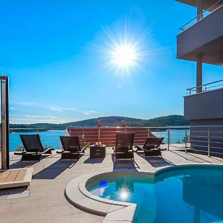 Mirta Apartment Tisno