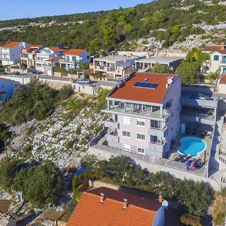 Apartamento Mirta