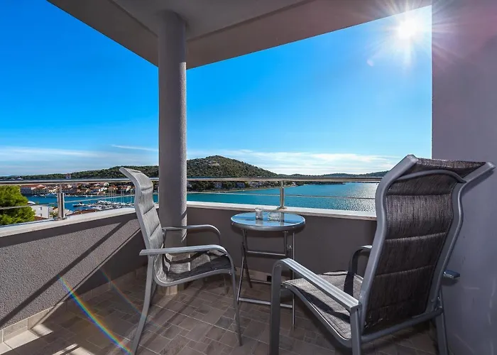 Apartment Mirta Tisno