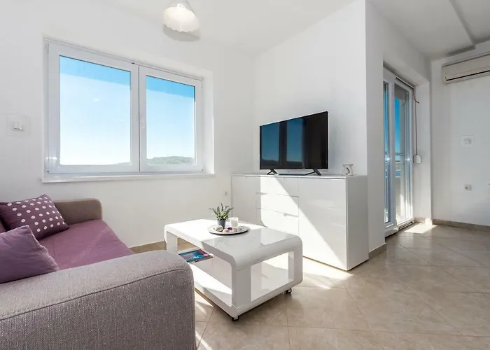 Apartment Mirta Tisno